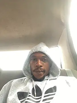 Snapshot of BaggyDirt chatting on 01-19-26, 05:22 BaggyDirt online show from 01-19-26, 05:22