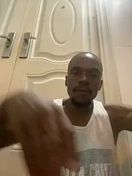 Snapshot of BaggyDirt chatting on 01-31-26, 09:02 BaggyDirt online show from 01-31-26, 09:02