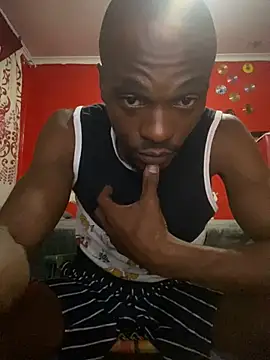 Snapshot of BaggyDirt chatting on 03-08-26, 06:12 BaggyDirt online show from 03-08-26, 06:12