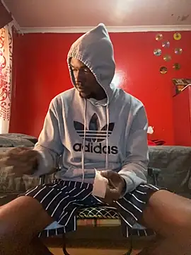 Snapshot of BaggyDirt chatting on 03-10-26, 05:12 BaggyDirt online show from 03-10-26, 05:12