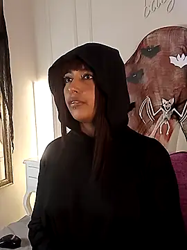 Snapshot of Kaylachannell chatting on 10-24-25, 04:09 Kaylachannell online show from 10-24-25, 04:09