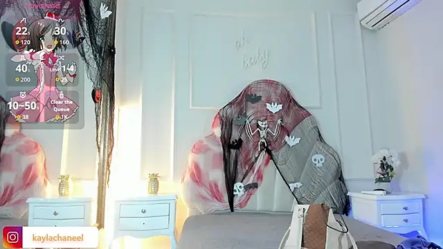 Snapshot of Kaylachannell chatting on 10-30-25, 03:41 Kaylachannell online show from 10-30-25, 03:41