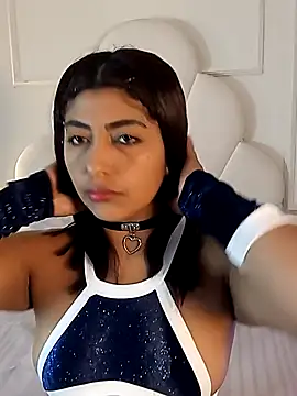 Snapshot of Kaylachannell chatting on 11-15-25, 07:32 Kaylachannell online show from 11-15-25, 07:32