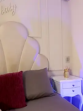 Snapshot of Kaylachannell chatting on 11-22-25, 02:54 Kaylachannell online show from 11-22-25, 02:54