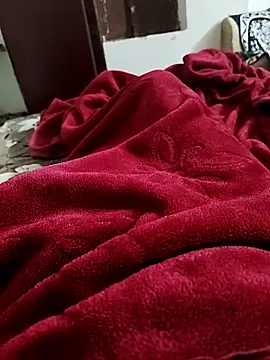 Snapshot of juhijaan2005 chatting on 10-16-25, 04:52 juhijaan2005 online show from 10-16-25, 04:52