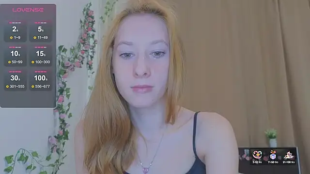 Candy Flosse online show from 09-15-25, 07:52