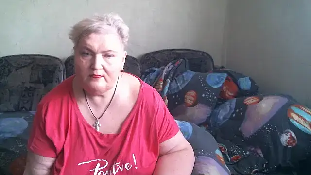Snapshot of Lana555 chatting on 06-12-26, 10:47 Lana555 online show from 06-12-26, 10:47