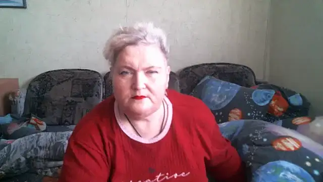 Snapshot of Lana555 chatting on 06-14-26, 02:52 Lana555 online show from 06-14-26, 02:52
