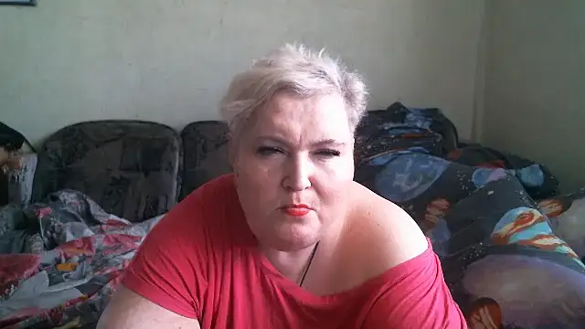 Snapshot of Lana555 chatting on 06-20-26, 10:40 Lana555 online show from 06-20-26, 10:40