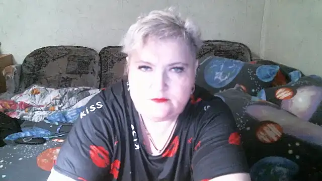 Snapshot of Lana555 chatting on 06-22-26, 10:40 Lana555 online show from 06-22-26, 10:40