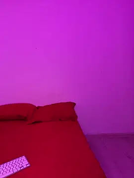 Mihadttraf online show from 09-15-25, 12:54