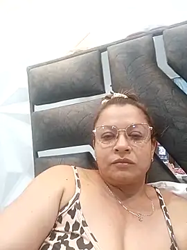 Snapshot of Asuna_yuuky chatting on 10-27-25, 11:47 Asuna yuuky online show from 10-27-25, 11:47