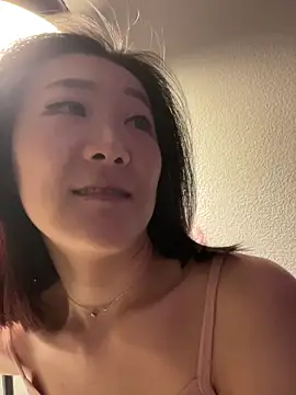 AikoYamada online show from 11-29-25, 06:05