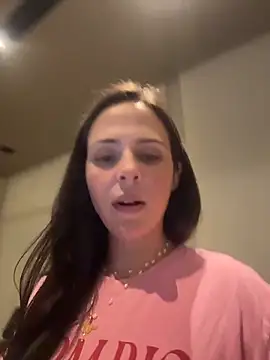 Snapshot of Lady_LauraRose chatting on 02-28-26, 02:45 Lady LauraRose online show from 02-28-26, 02:45