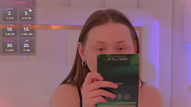 Snapshot of NancySmitts chatting on 06-19-26, 04:00 NancySmitts online show from 06-19-26, 04:00