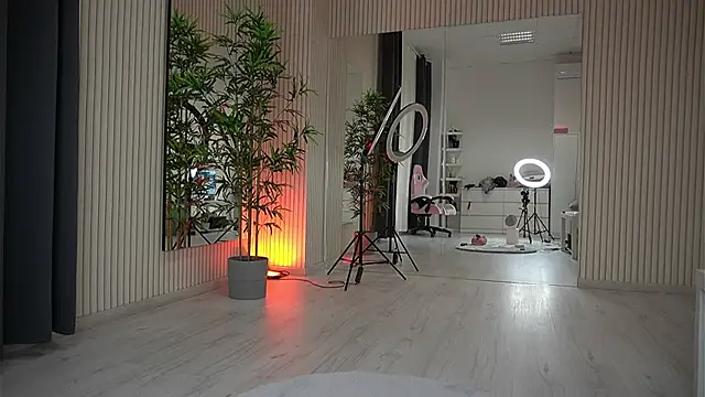 EmmaBlanco online show from 09-29-25, 07:19