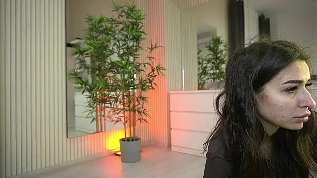 EmmaBlanco online show from 03-24-26, 06:07