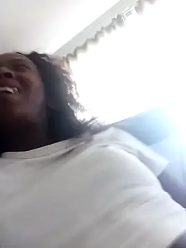 RFeltomWhitJ online show from 10-16-25, 12:28