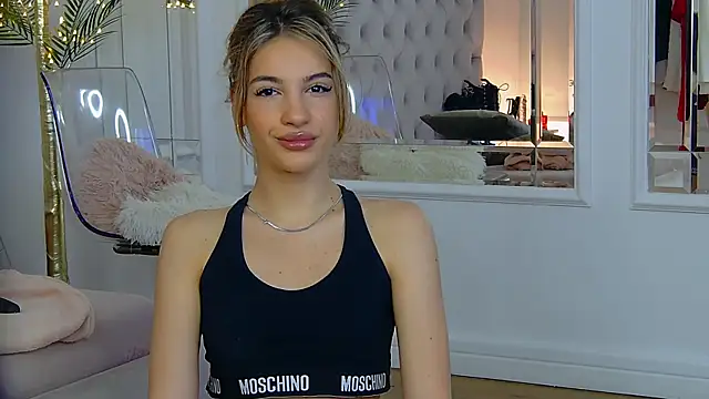 KimmDaviss online show from 05-14-26, 08:21