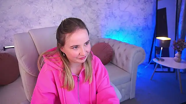 SofieBloom online show from 10-30-25, 11:38