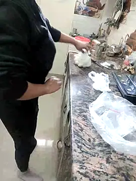 Snapshot of Pihu_Chopra chatting on 12-03-25, 05:04 Pihu Chopra online show from 12-03-25, 05:04