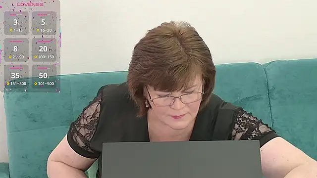 Snapshot of Sandra_Sunrise chatting on 10-03-25, 08:33 Sandra Sunrise online show from 10-03-25, 08:33