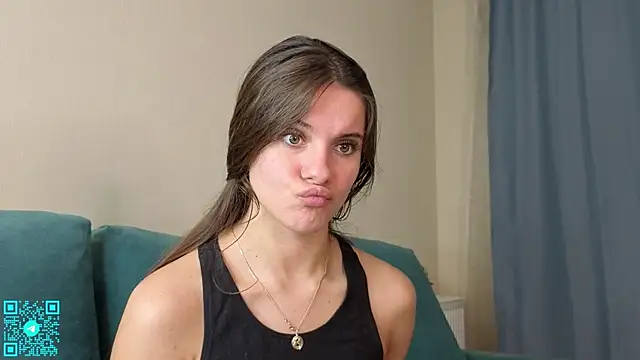 Snapshot of chloemilka chatting on 09-19-25, 05:46 chloemilka online show from 09-19-25, 05:46