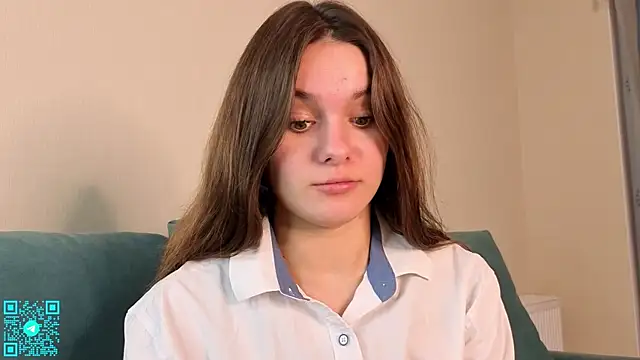 Snapshot of chloemilka chatting on 09-28-25, 06:24 chloemilka online show from 09-28-25, 06:24