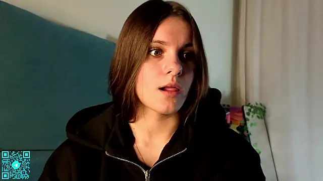 chloemilka online show from 03-22-26, 05:16