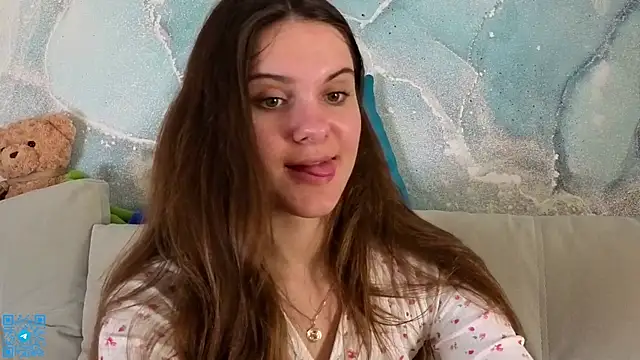 chloemilka online show from 06-06-26, 06:34