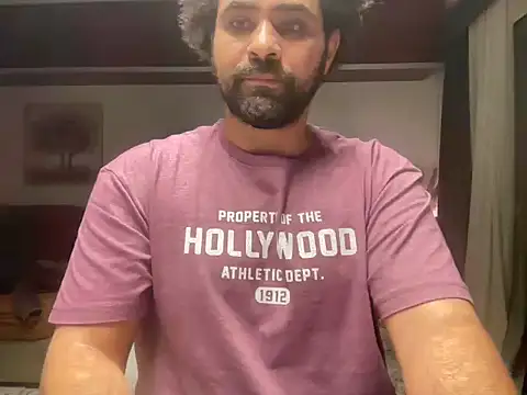 Snapshot of curiousxs chatting on 04-04-26, 12:20 curiousxs online show from 04-04-26, 12:20