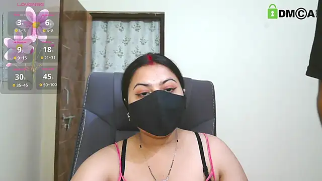 SassyWildCouple online show from 05-30-26, 11:51