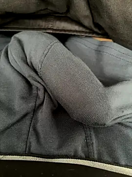 Snapshot of Coloureddickforyou chatting on 10-07-25, 11:18 Coloureddickforyou online show from 10-07-25, 11:18