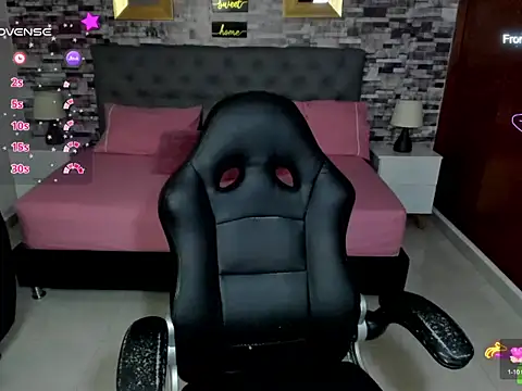 Snapshot of salome_rojas_ chatting on 02-19-26, 11:23 salome rojas online show from 02-19-26, 11:23