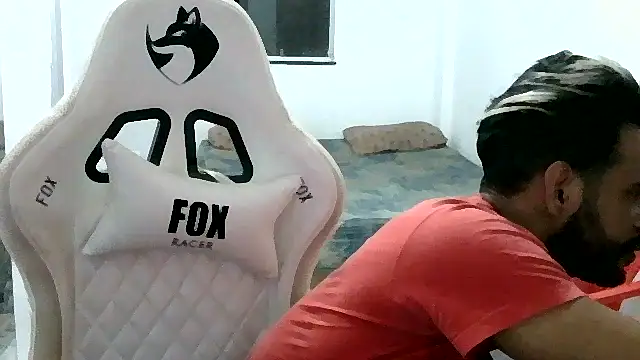 Snapshot of Kalyeraay chatting on 12-16-25, 02:38 Kalyeraay online show from 12-16-25, 02:38