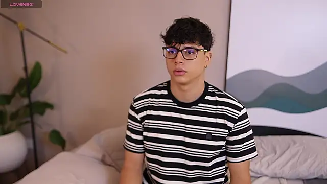 Ethan occonor online show from 10-11-25, 06:50