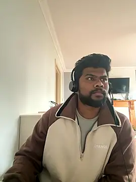 Snapshot of CrazyShashank chatting on 01-12-26, 11:59 CrazyShashank online show from 01-12-26, 11:59