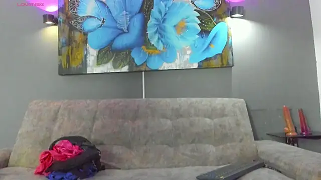 Snapshot of elizabeth_lamer chatting on 12-15-25, 06:39 elizabeth lamer online show from 12-15-25, 06:39