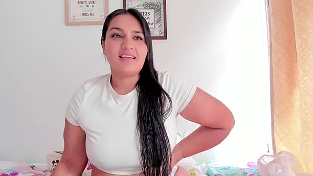 selena jhonson online show from 09-15-25, 03:56