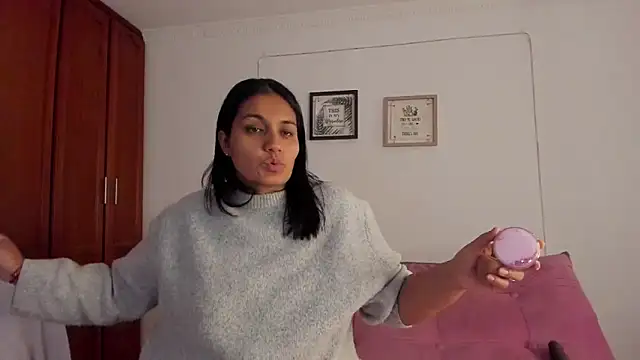 selena jhonson online show from 04-20-26, 01:14