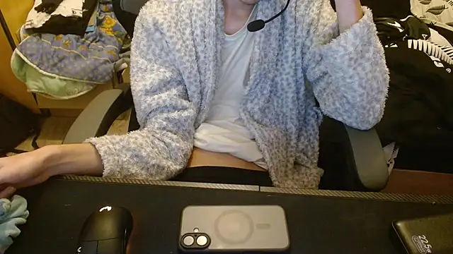 moogly655 online show from 03-08-26, 08:12