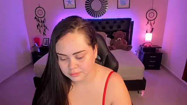 LolaVillalobos online show from 04-09-26, 12:32