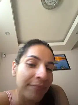 Snapshot of karol_rose chatting on 10-10-25, 12:04 karol rose online show from 10-10-25, 12:04