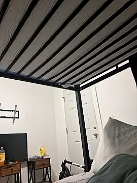 Snapshot of Auhenri25 chatting on 03-11-26, 05:13 Auhenri25 online show from 03-11-26, 05:13