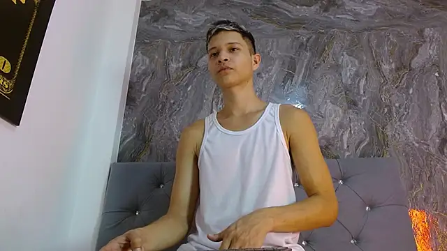 Twinkcock22 online show from 03-25-26, 10:05