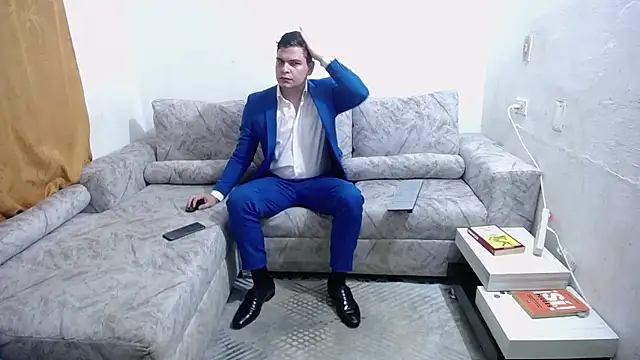 Victor Maitland online show from 01-17-26, 03:55