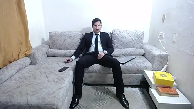 Victor Maitland online show from 03-24-26, 03:44