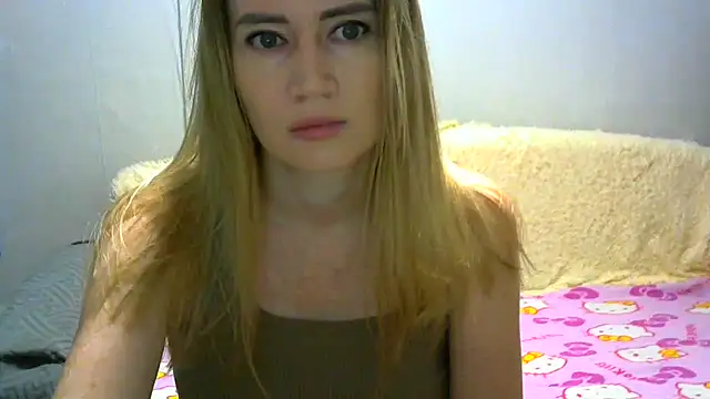 Snapshot of JessFoxxx chatting on 09-29-25, 04:17 JessFoxxx online show from 09-29-25, 04:17