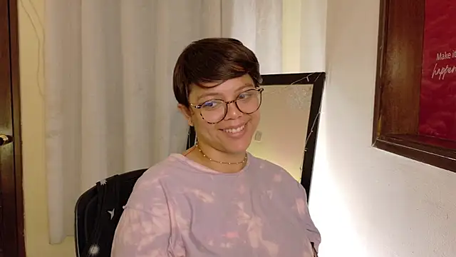 Snapshot of Amanda_sweet chatting on 03-13-25, 06:12 Amanda sweet online show from 03-13-25, 06:12