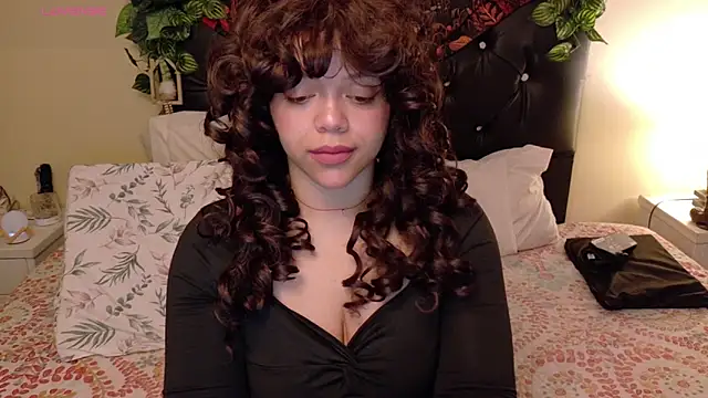Snapshot of Amanda_sweet chatting on 09-11-25, 01:33 Amanda sweet online show from 09-11-25, 01:33